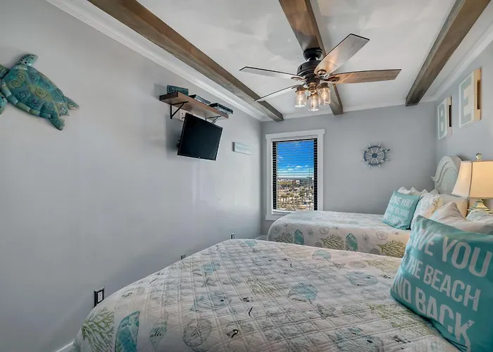 Island Winds East Unit 401 Holiday home *