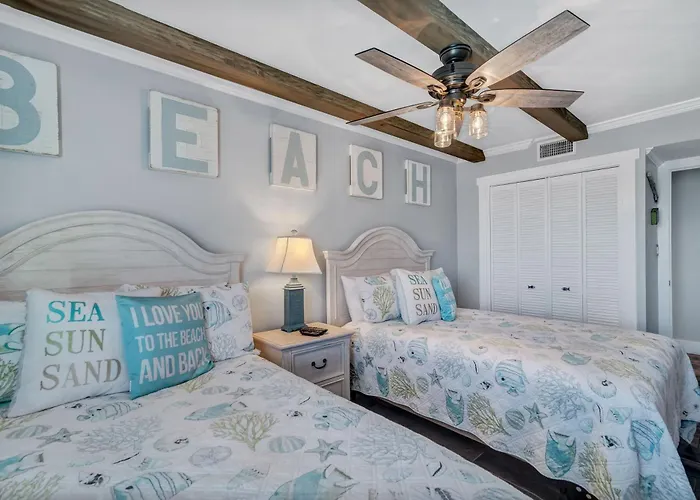 Island Winds East Unit 401 Holiday home *